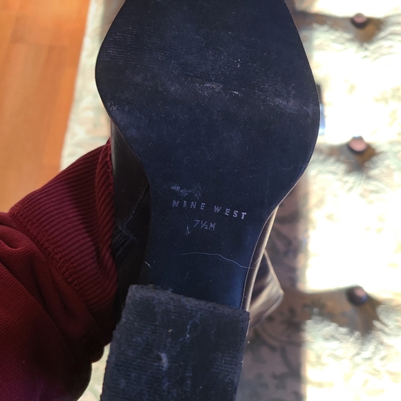 Sz 7 NineWest 3" heels - Picture 4 of 6